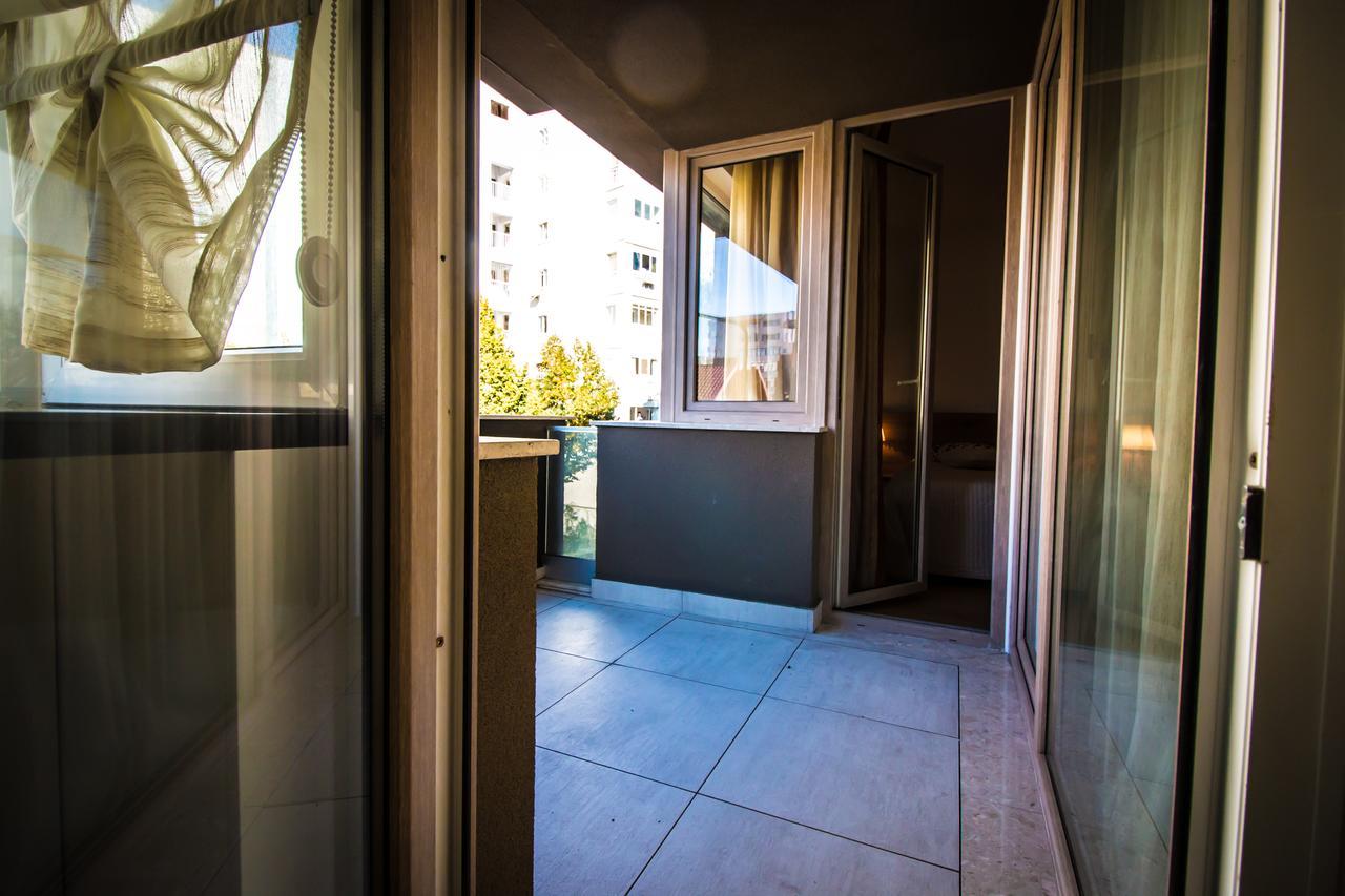 Top Trio Residence Bucharest Exterior photo