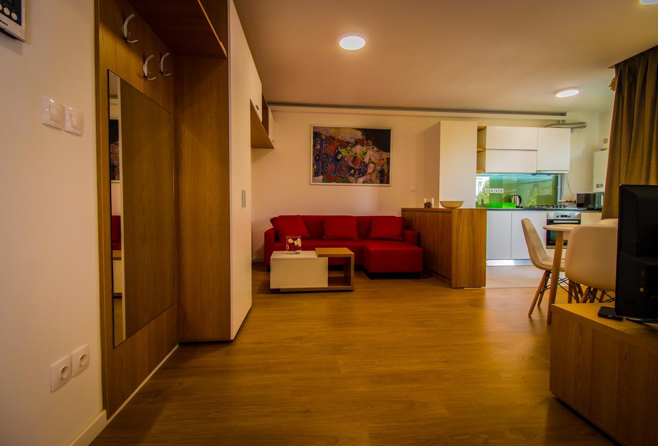 Top Trio Residence Bucharest Exterior photo